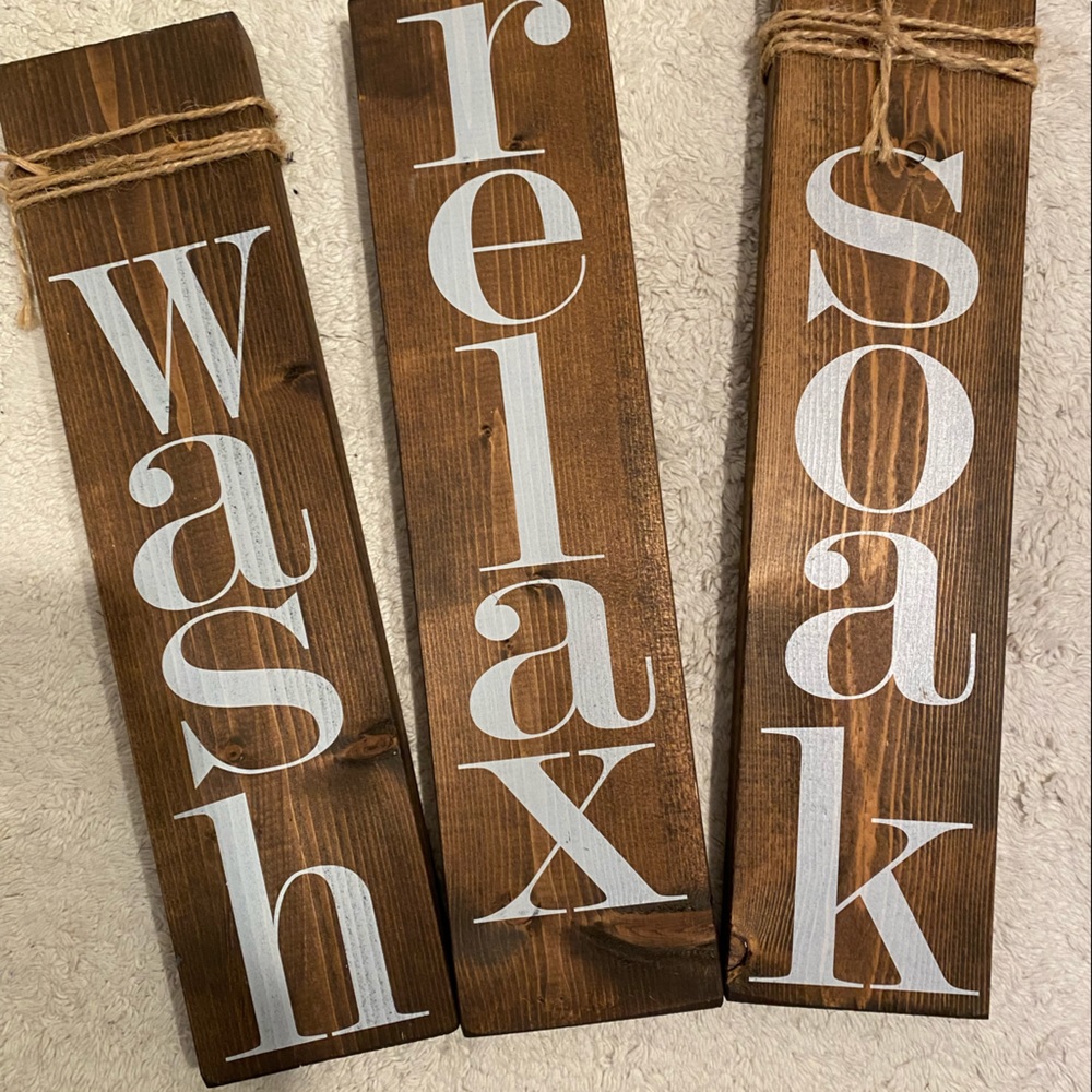 Bathroom decor